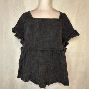 Black Ruffled Tiered Short Sleeve Blouse